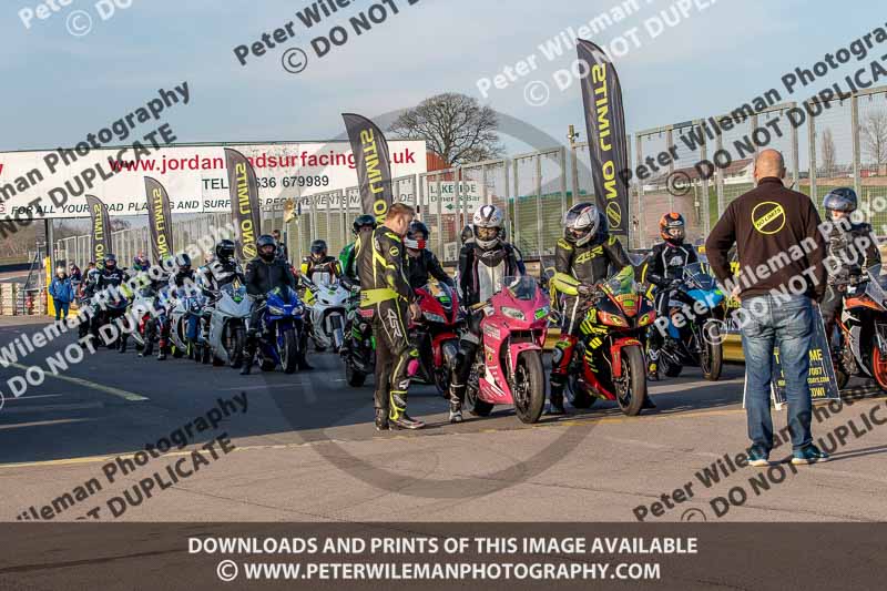 PJM Wedding Photography;enduro digital images;event digital images;eventdigitalimages;mallory park;mallory park photographs;mallory park trackday;mallory park trackday photographs;no limits trackdays;peter wileman photography;racing digital images;trackday digital images;trackday photos